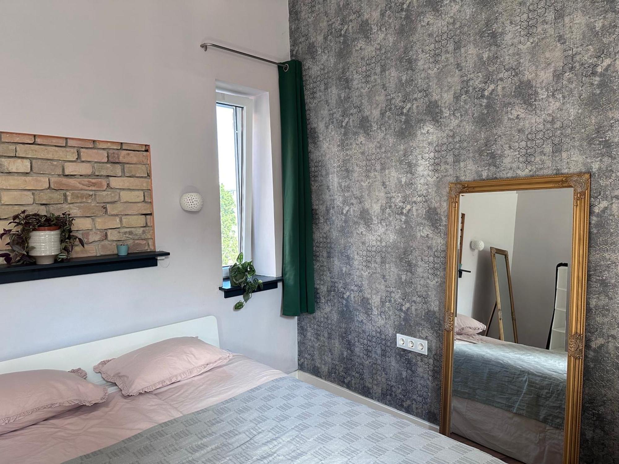 Centrally Located Studio Near Keleti Palyaudvar Budapest Exterior photo